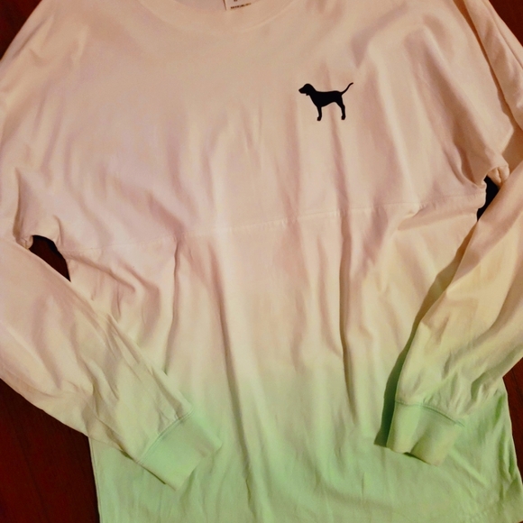 🚫SOLD🚫 VS PINK ombre crew - Picture 2 of 2